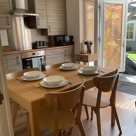 펜션 Lakeview Lettings *