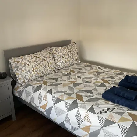 Lakeview Lettings 펜션